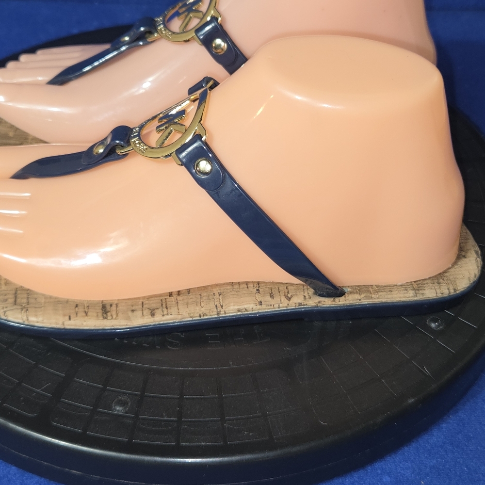 Michael Kors blue w/Gold MK Charm Logo Thong Jelly Sandals, Sz. 8M-US, 38-39-EU - Picture 2 of 8